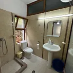 Uzeiri's Casa de Férias *
