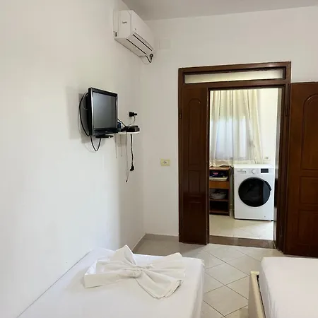 Uzeiri's 펜션 보르쉬